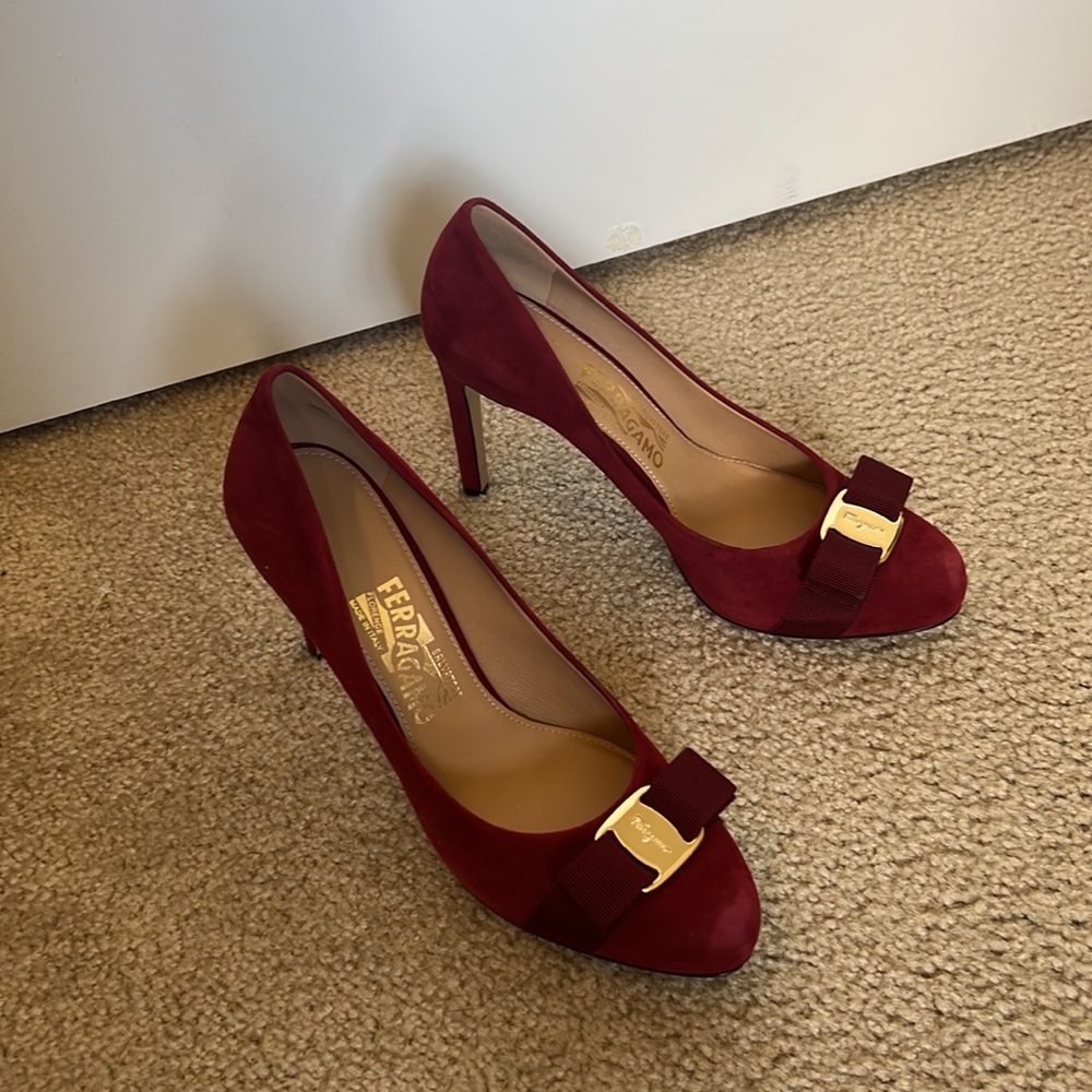 New in Box, Salvatore Ferragamo Pimpa Heels, 7.5 - Picture 4 of 9